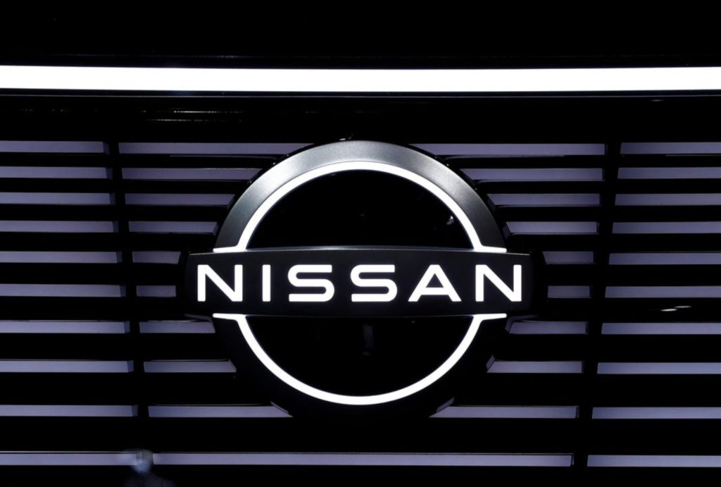 nissan全新logo曝光!二维平面设计 z系列跑车新logo!