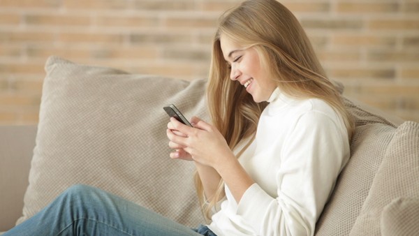 Do you still dare to play with your mobile phone?Brain experts warn: Using mobile phones for a long time will cause brain damage and become stupid- TechNave 中文版 2 1859097