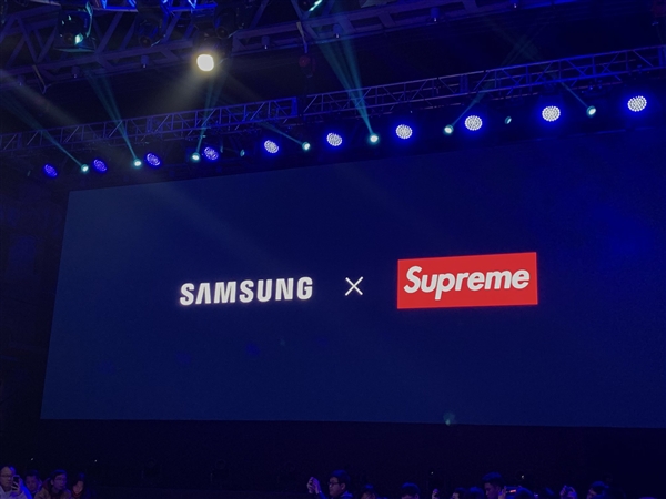 不是与官方Supreme合作？Samsung这么解释！