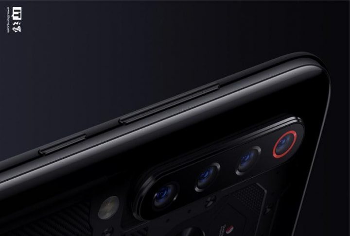 疑似新版本的Xiaomi MI 9官方图曝光：后置四个摄像头！