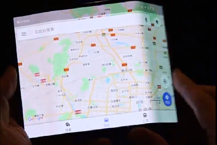 Xiaomi首款折叠手机视频曝光！左右两侧皆可折叠！