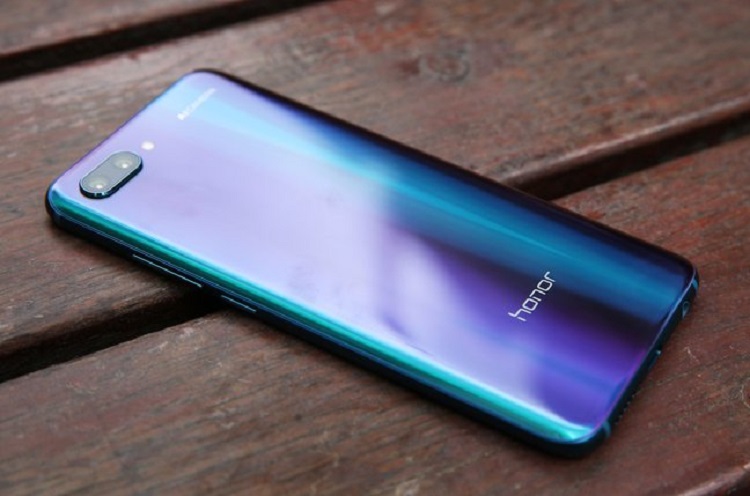 6.9寸Super AMOLED的Honor Note 10即将到来？
