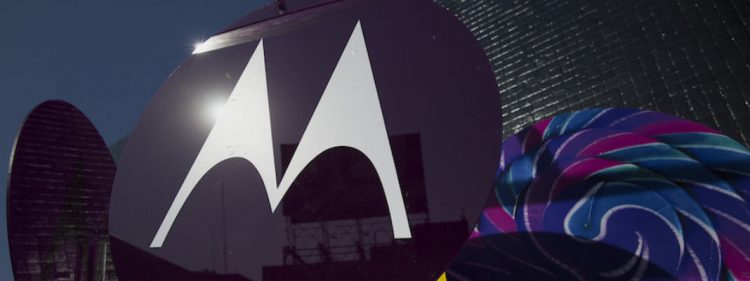 Motorola Razr折叠式手机设计图与功能曝光！