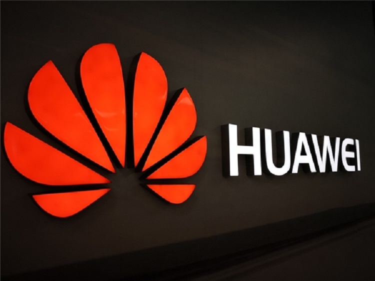 Huawei新机将配备四摄镜头+10倍光学变焦！