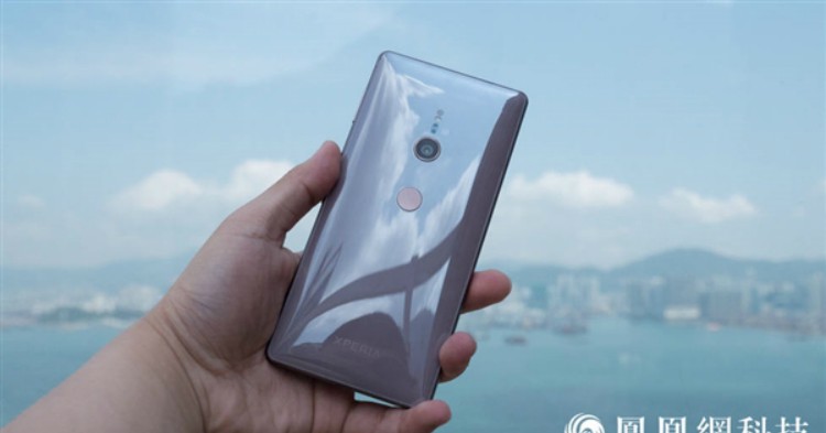 香港发布Sony Xperia XZ2，四种配色颜值高：水光银、琉璃黑、森湖黑、紫晶粉！ 5.7寸全面屏，Snapdragon 845处理器，电池容量3180mAh！